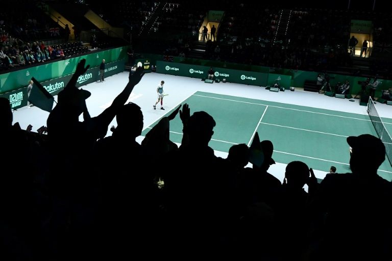 Aficionados a la Copa Davis en Madrdid, por AFP