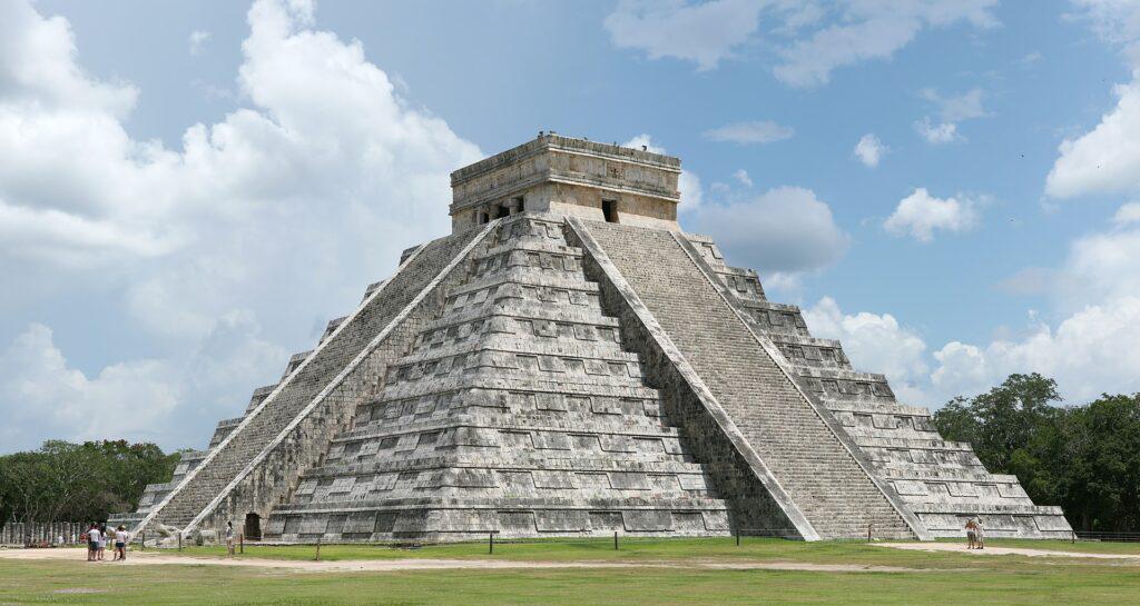 Chichen_Itza_3-1024x545