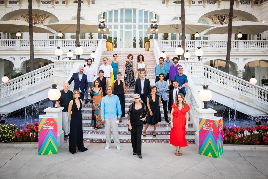 Foto_familia_premiados_23_FMCE_Eloy_Muñoz_Reyes