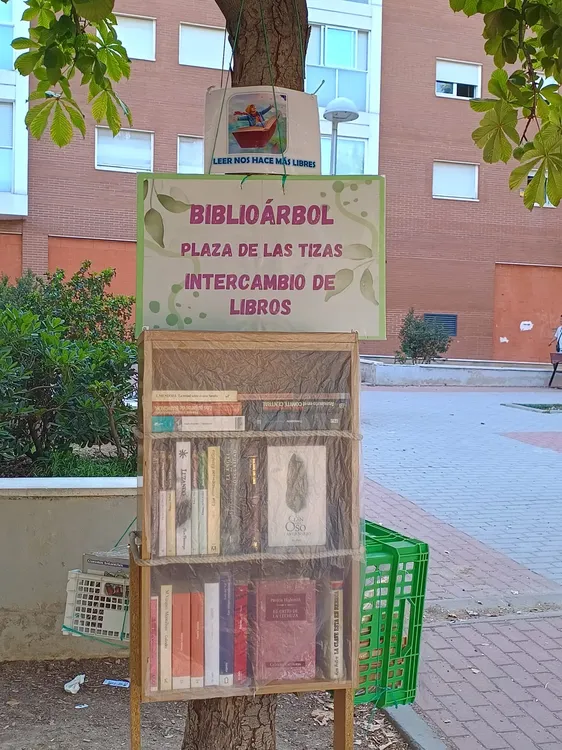 Biblio Árbol