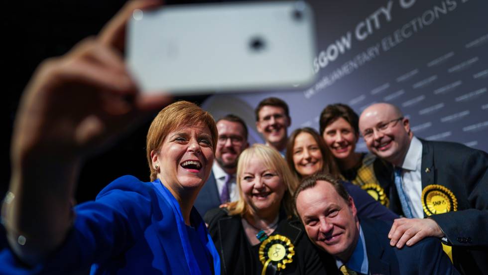 Victoria nacionalista en Escocia, por J. Mitchell
