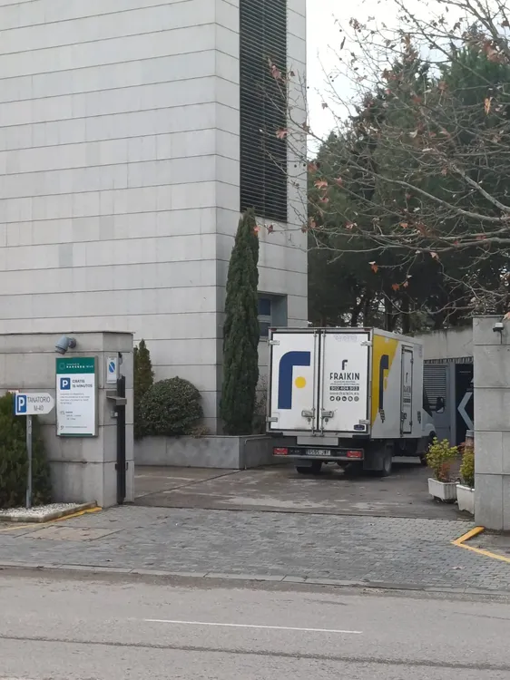 WhatsApp Image 2025-01-23 at 17.02.54