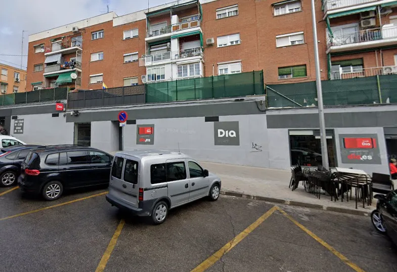 plza-silvio-abad