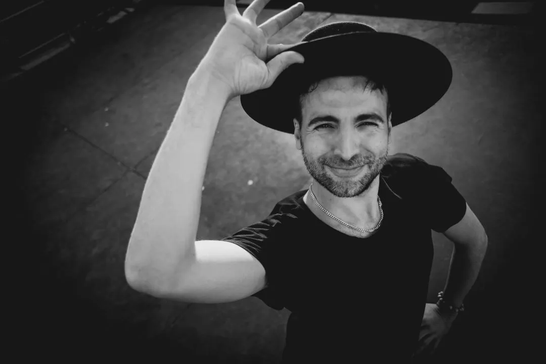 MistralMarcosFloresFCarmenKahlo