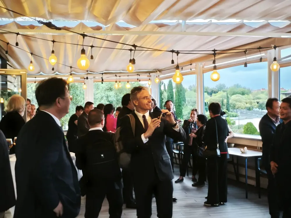 Imagen de WhatsApp 2025-10-23 a las 23.59.29_178cd504