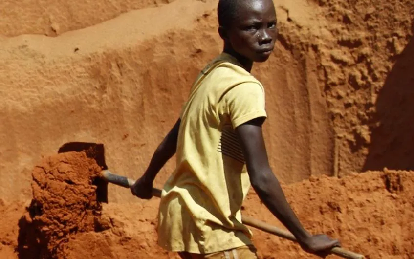 menor-mina-de-coltan-amnistia